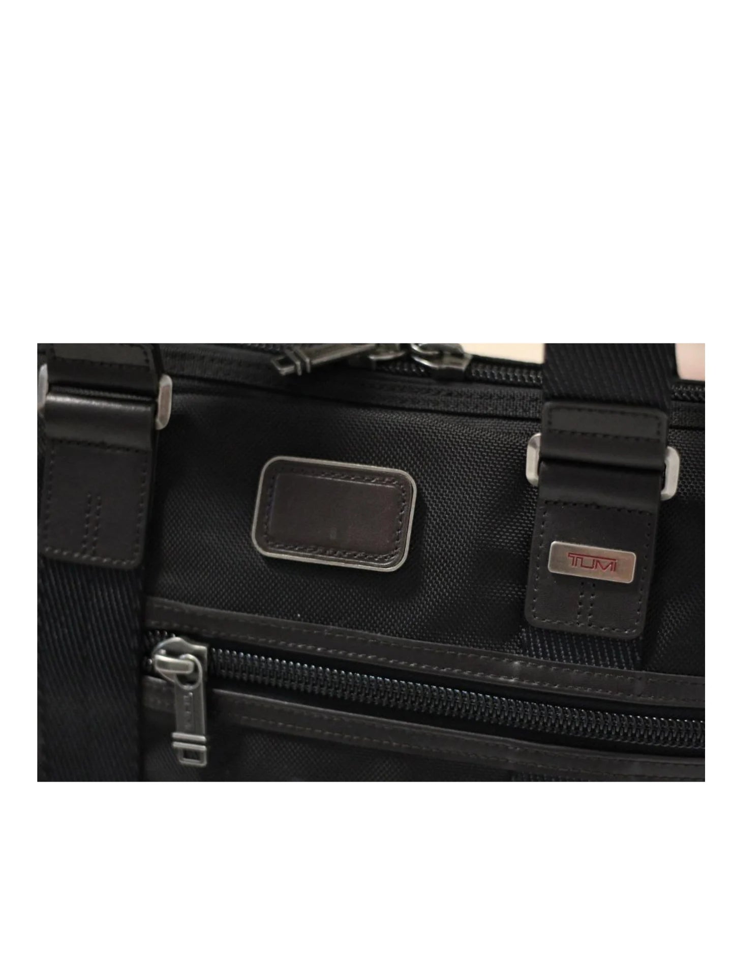 detail-Tumi-Alpha-Bravo-Earle-Compact-Brief-Bag-HickoryWEBP