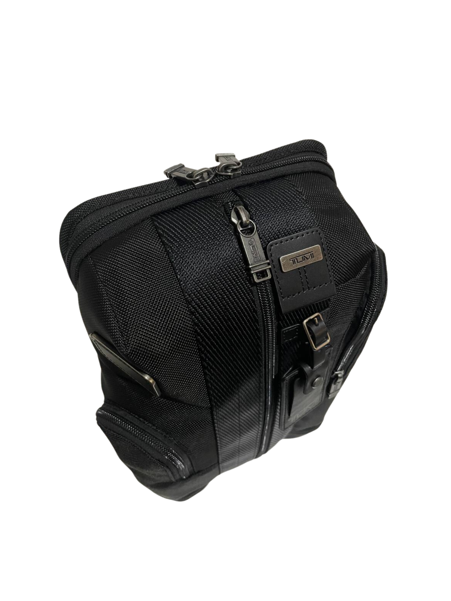 detail-atas-Tumi-Higgins-Sling-Bag-Black