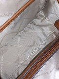 detail-bagian-dalam-tas-Michael-Kors-Blaire-Extra-Small-Logo-Duffle