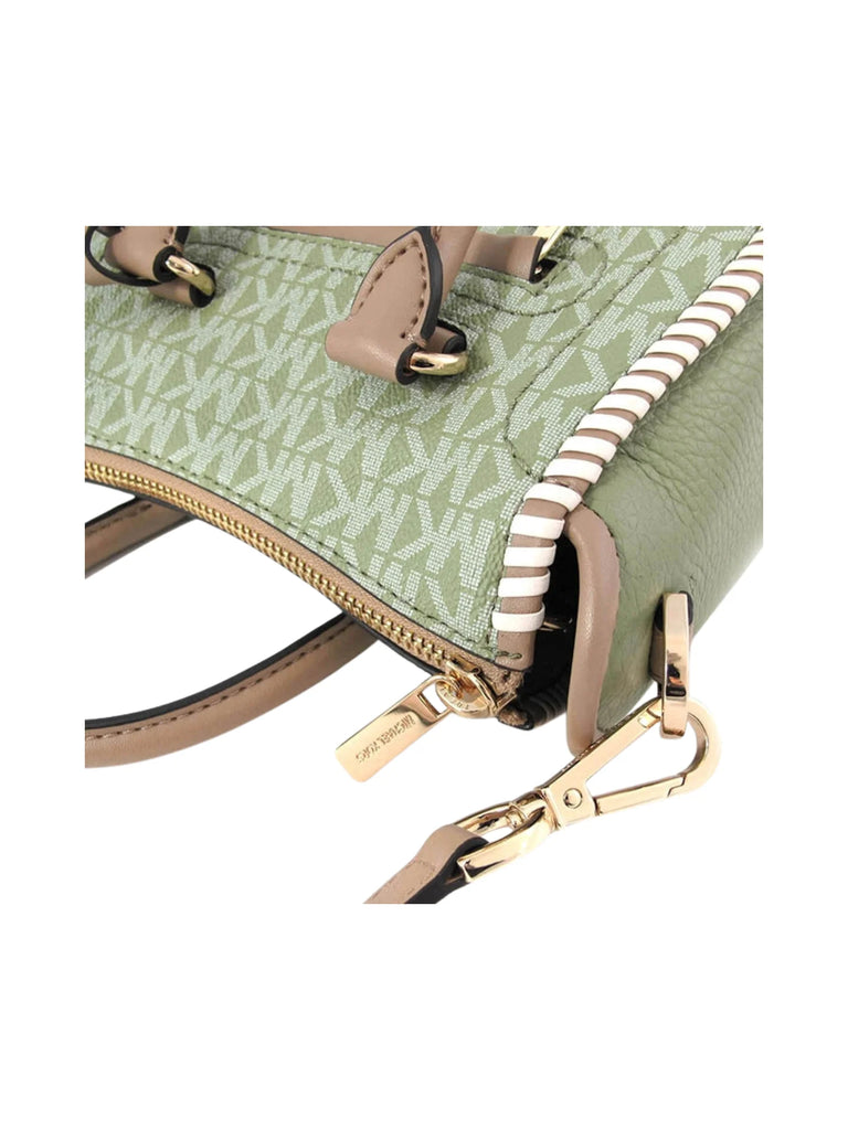 detail-bagian-samping-Michael-Kors-Carine-Extra-Small-Logo-Satchel-Light-Sage-MultiWEBP