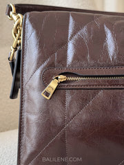 detail-belakang-Coach-Chain-Tabby-Shoulder-Bag-35-With-Quilting-Maple-balilene