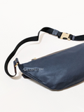 detail-belakang-Coach-Warren-Belt-Bag-In-Signature-Chambray-Denim