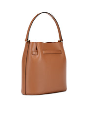 detail-belakang-Michael-Kors-Carson-Medium-Pebbled-Leather-Convertible-Bucket-Crossbody-Bag-Luggage