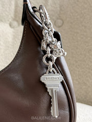 detail-charm-Coach-Emily-Shoulder-Bag-Maple-balilene