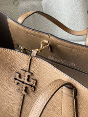 detail-clip-Tory-Burch-McGraw-Tote-Bag-Tiramisu-153234-balilene