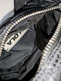 detail-dalam-B-Y-L-Small-Padded-Black-Nylon-Barrel-Bag