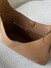 detail-dalam-Coach-Brooklyn-Shoulder-Bag-28-Honey-Brown-balilene