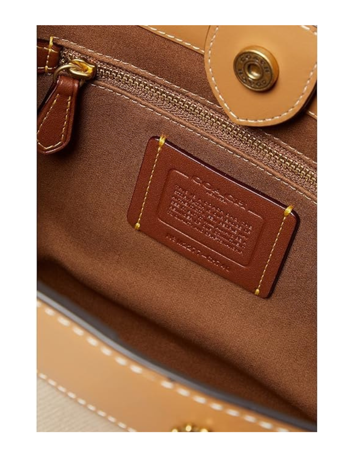 detail-dalam-Coach-CH740-Field-Canvas-and-Leather-Tote
