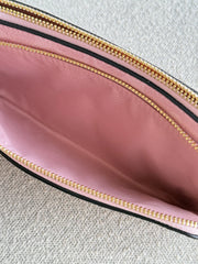 detail-dalam-Coach-Double-Zip-Wallet-In-Signature-Canvas-With-Charms-Powder-Pink-balilene