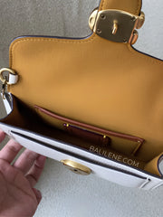 detail-dalam-Coach-Tabby-Crossbody-Wristlet-Chalk-balilene