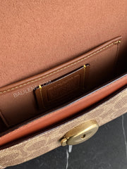 detail-dalam-Coach-Tabby-Wristlet-In-Signature-Canvas-Tan-Rust-balilene