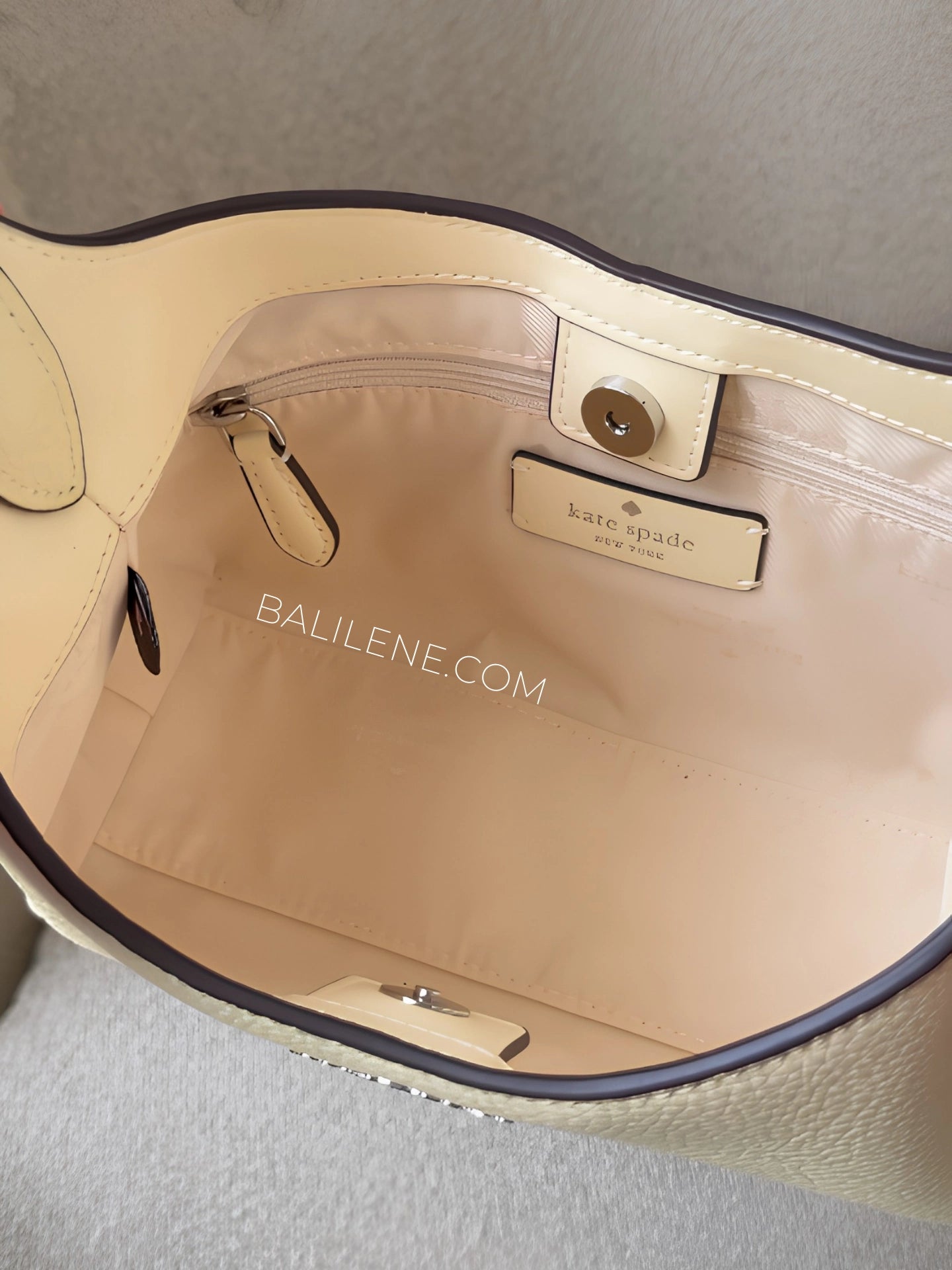 detail-dalam-Kate-Spade-454-Mini-Crossbody-Bag-Lemon-Fondant-balilene