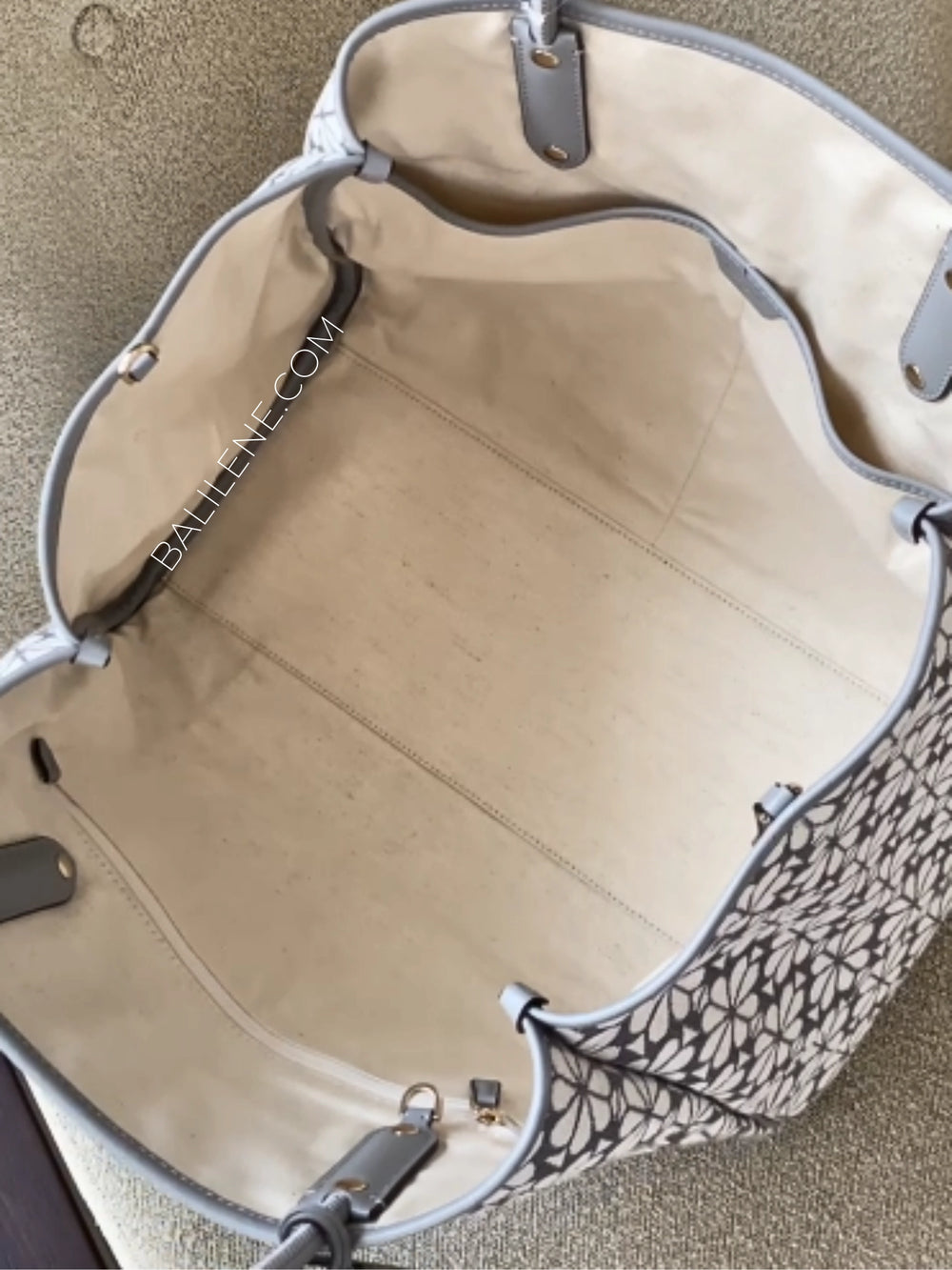 detail-dalam-Kate-Spade-Flower-Jacquard-Large-Everything-Tote-Bag-Grey-Multi-balilene