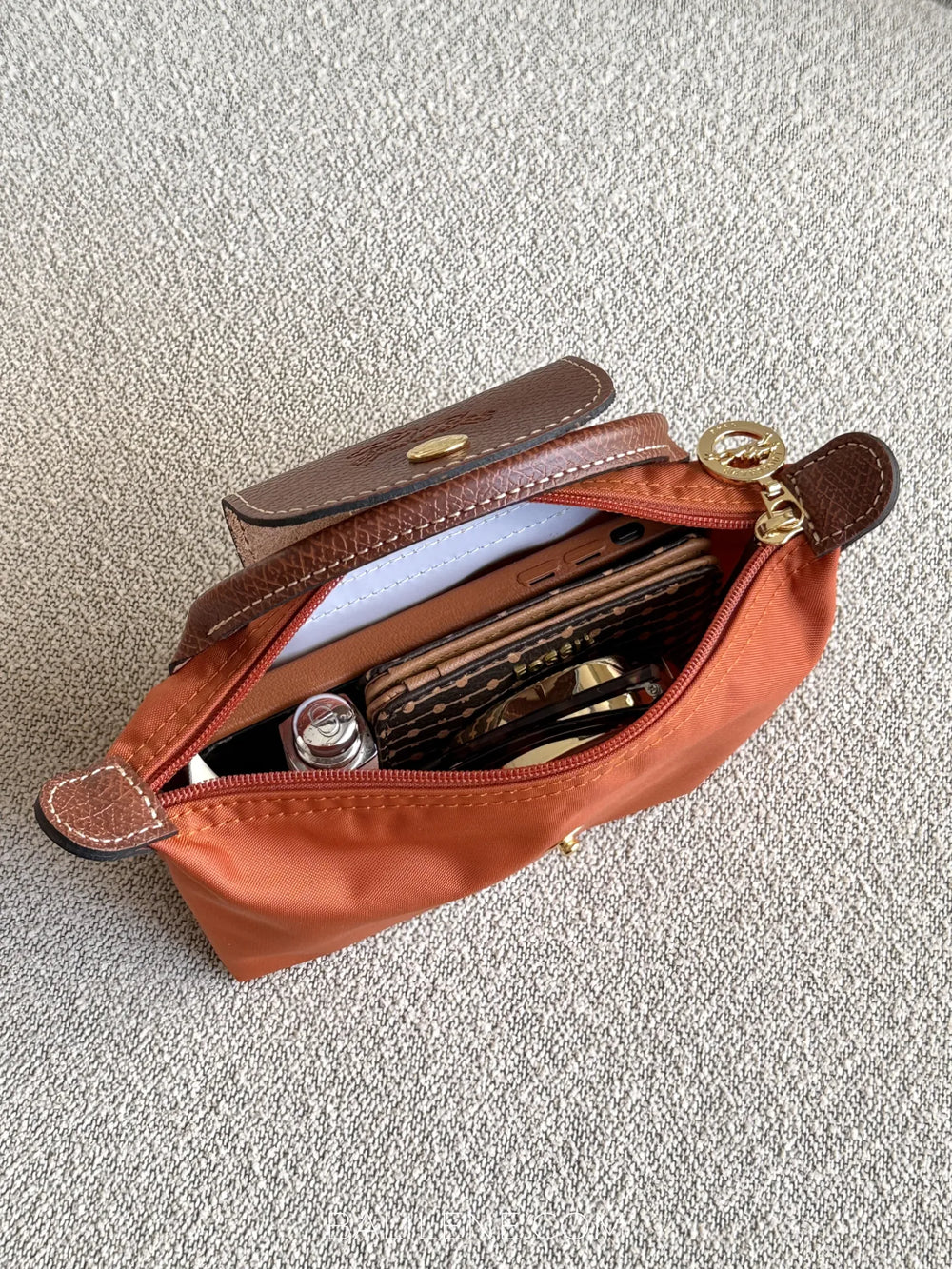 detail-dalam-Longchamp-Le-Pliage-Original-Pouch-Brick-balilene