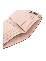detail-dalam-Michael-Kors-Medium-Flap-Bilfold-Wallet-Faux-Leather-Blush-Pink