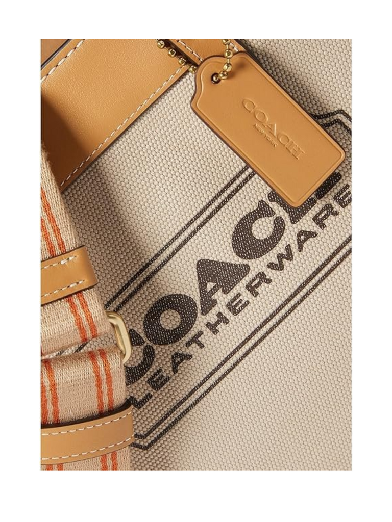 detail-depan-Coach-CH740-Field-Canvas-and-Leather-Tote