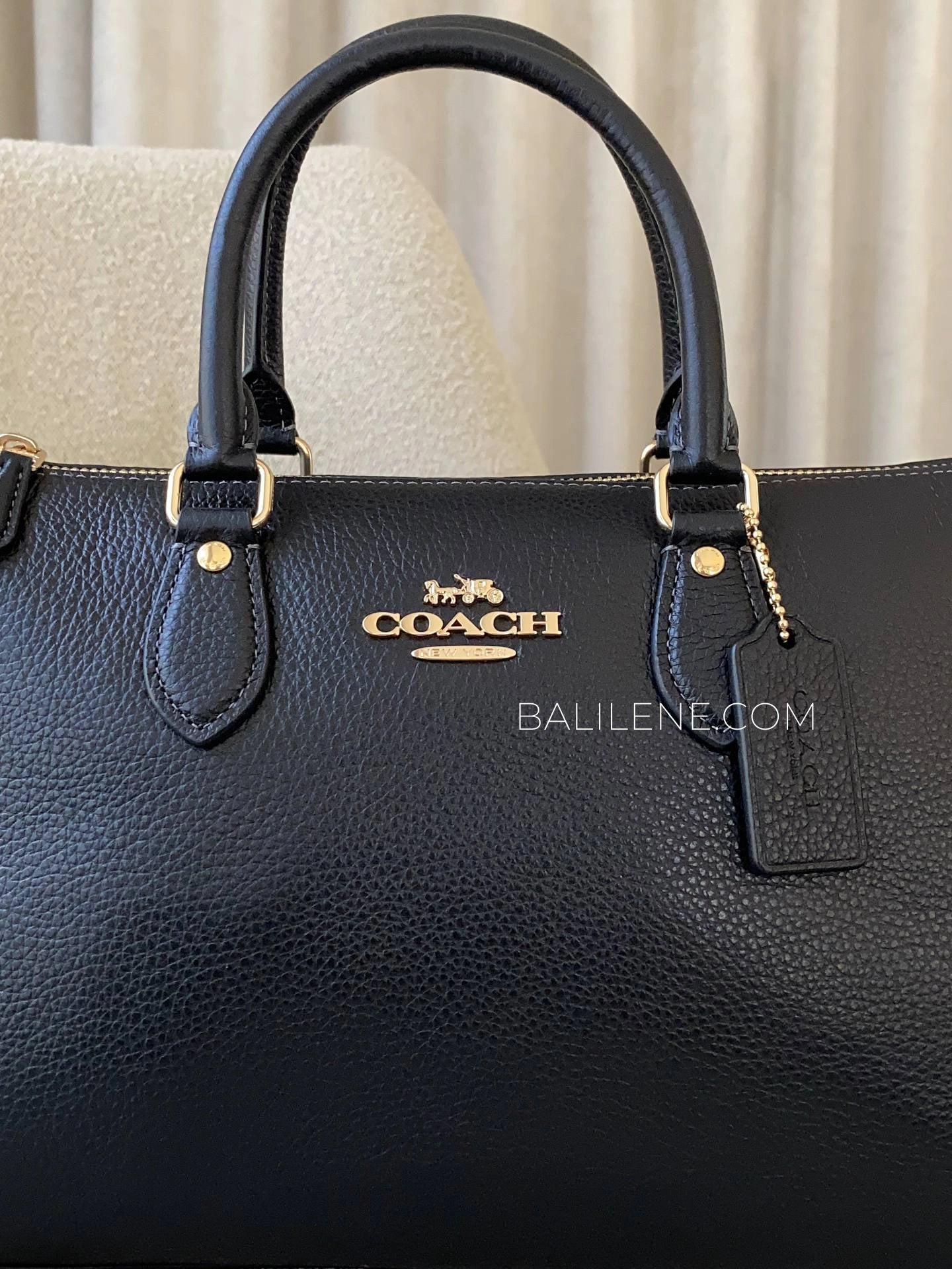 detail-depan-Coach-Georgia-Satchel-Bag-Black-balilene
