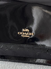 detail-depan-Coach-Klare-Crossbody-Bag-In-Signature-Patent-Leather-Black-balilene