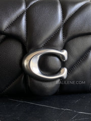 detail-depan-Coach-Tabby-Chain-Crossbody-Bag-19-With-Quilting-Black-balilene