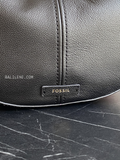 detail-depan-Fossil-Shae-Large-Hobo-Black-balilene