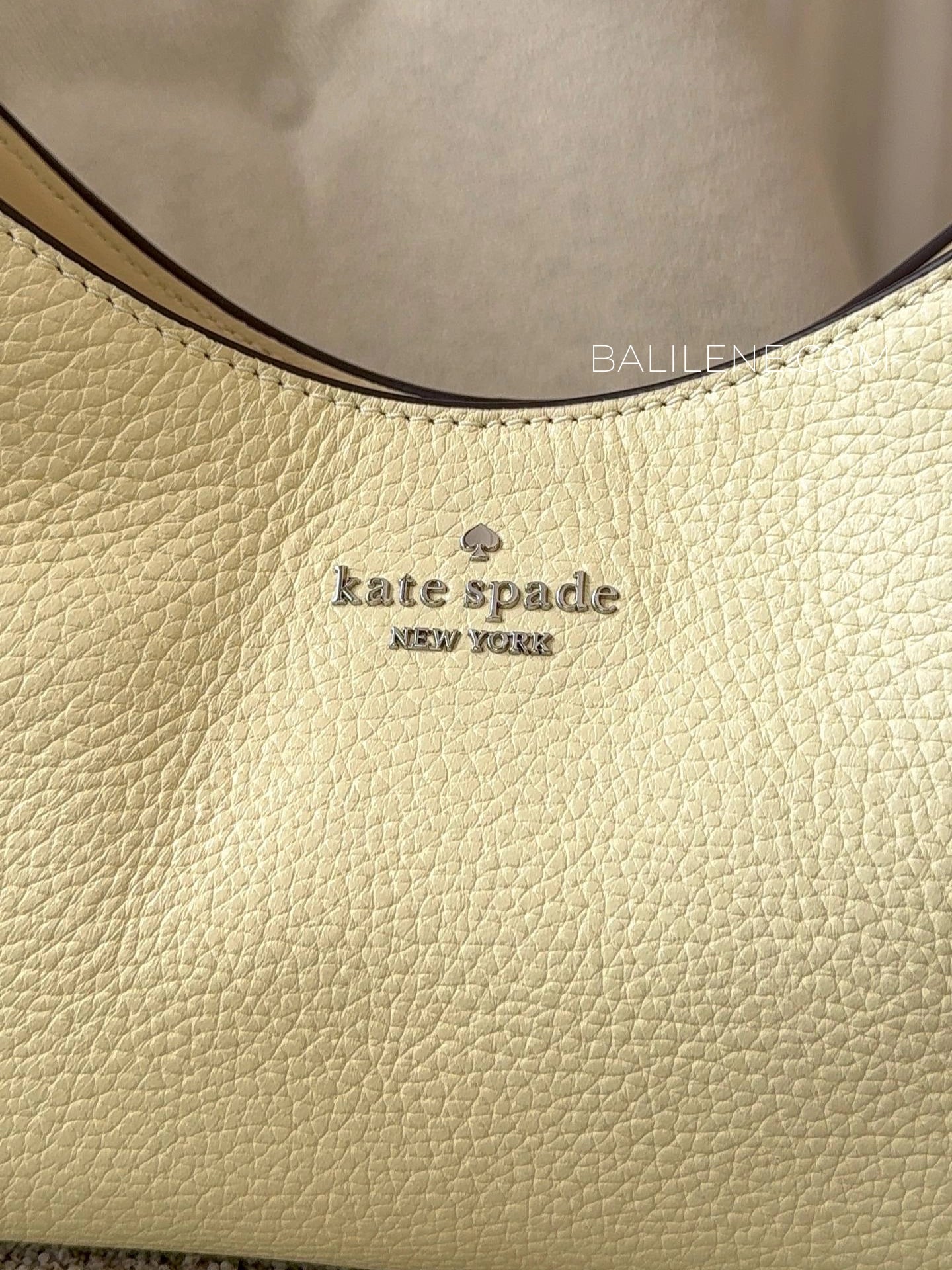 detail-depan-Kate-Spade-454-Mini-Crossbody-Bag-Lemon-Fondant-balilene