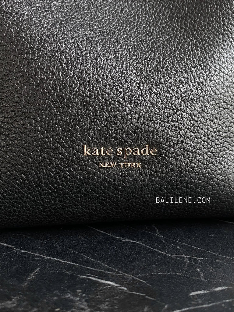 detail-depan-Kate-Spade-Knott-Mini-Crossbody-Pebbled-Leather-Black-balilene