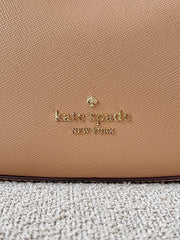 detail-depan-Kate-Spade-Paige-Shoulder-Bag-Light-Fawn-balilene