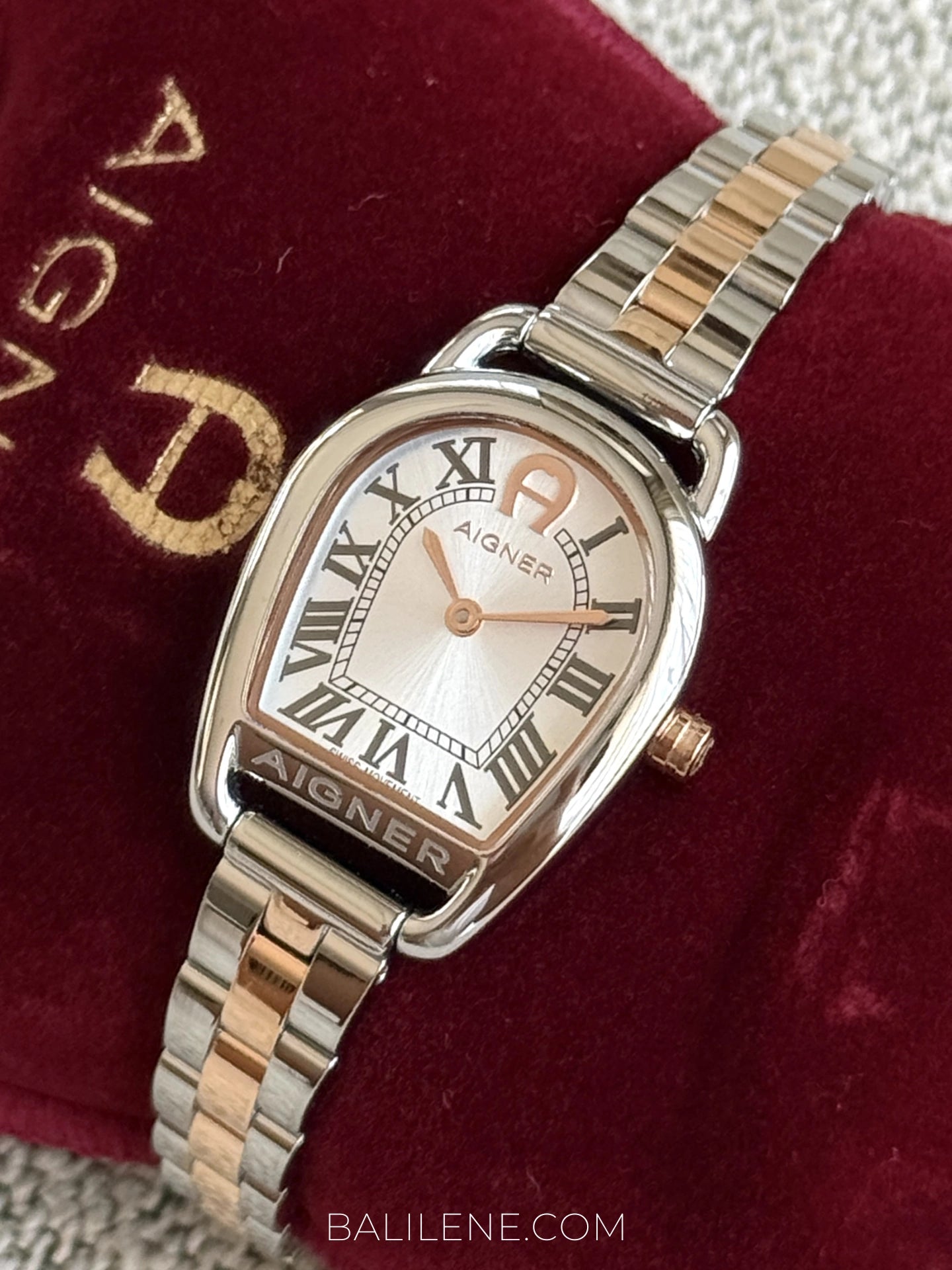 detail-dial-Aigner-Hermada-III-Two-Tone-Stainless-Steel-Watch-Rose-Gold-Silver-balilene