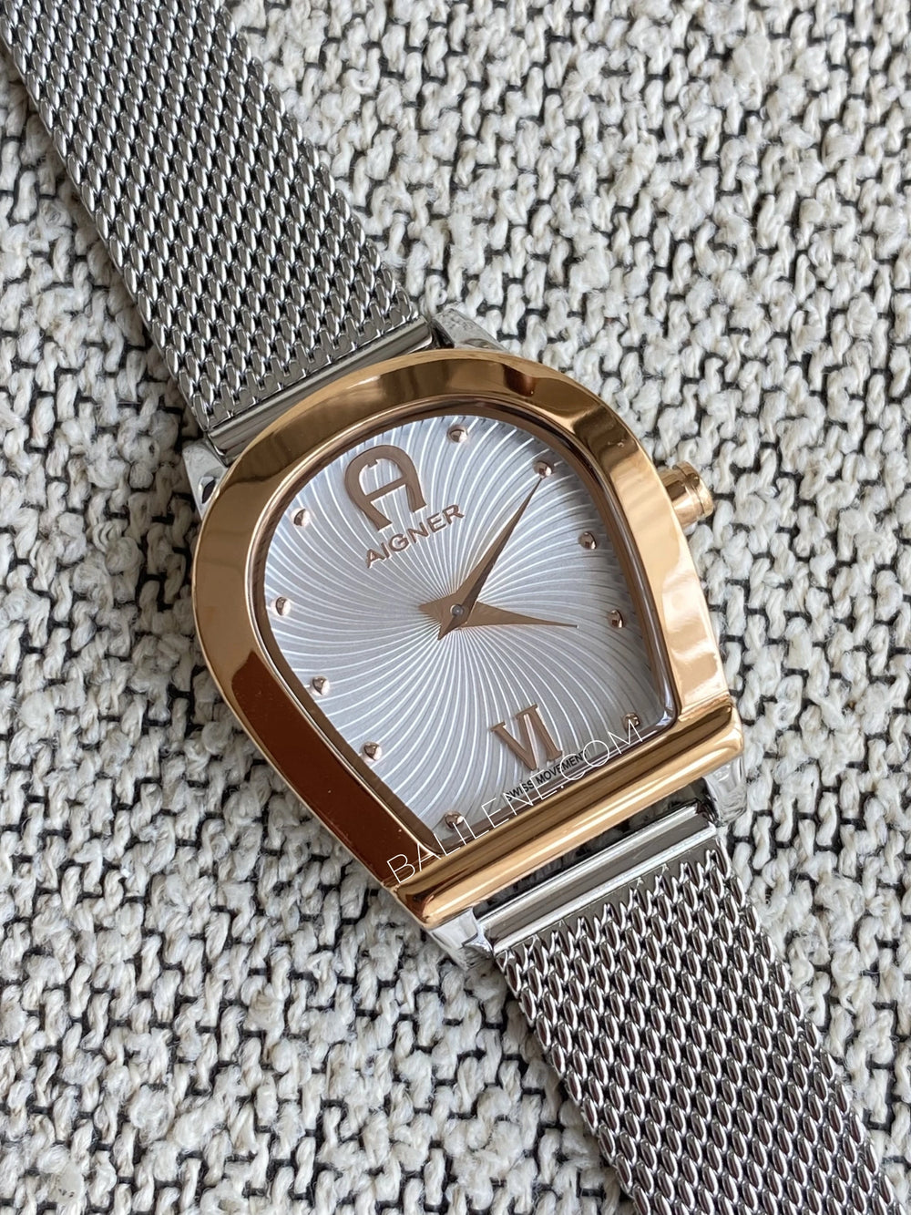 detail-dial-Aigner-Molise-Lady-Stainless-Steel-Watch-Strap-Rosegold-Silver-balilene