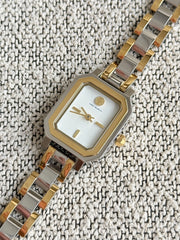 detail-dial-Tory-Burch-Robinson-Mini-Watch-Double-Wrap-Two-Tone-Gold-Silver-balilene