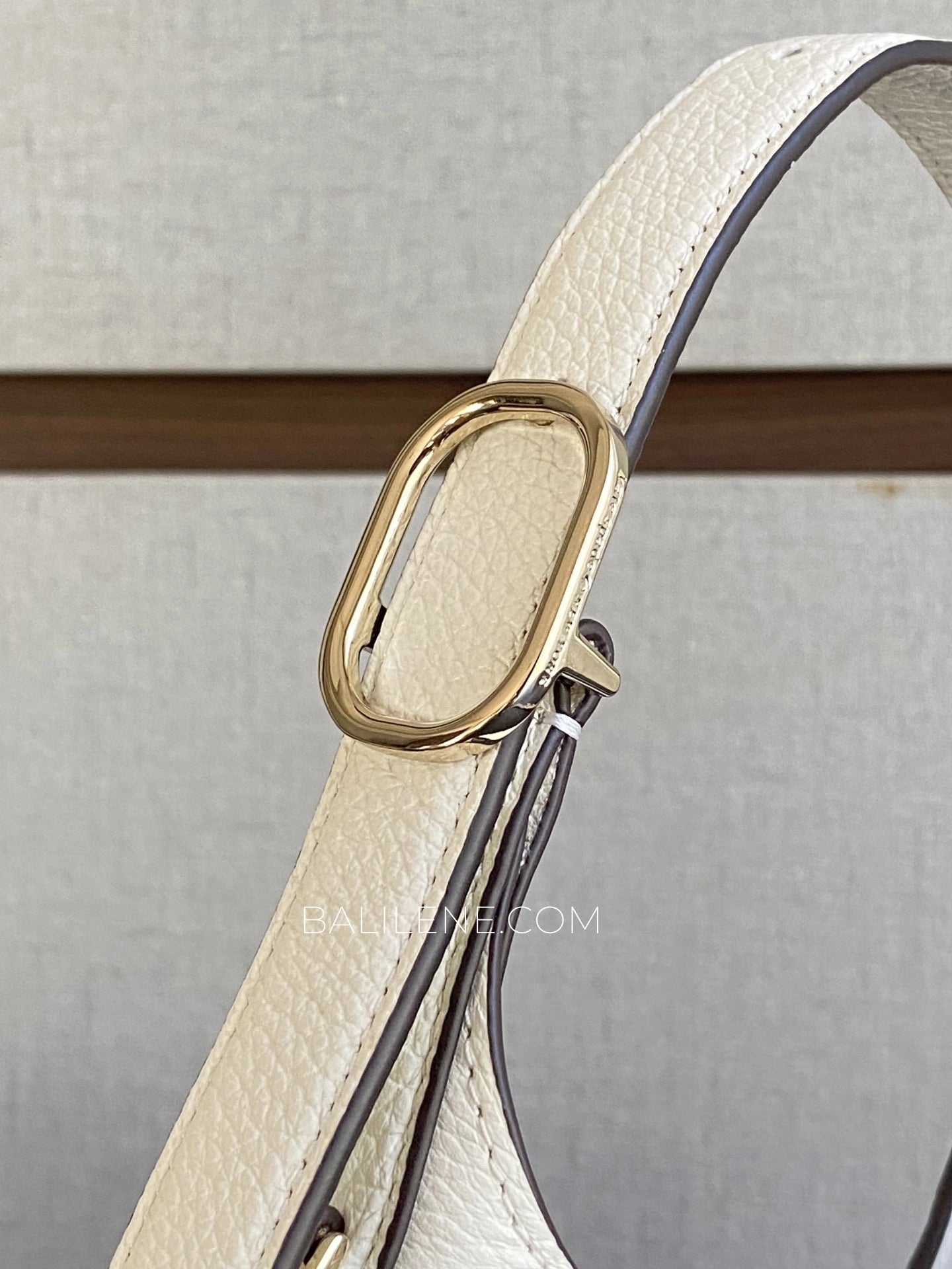 detail-handle-Kate-Spade-454-Mini-Crossbody-Meringue-balilene