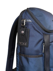 detail-hangtag-TM-Thornhill-Backpack-Navy