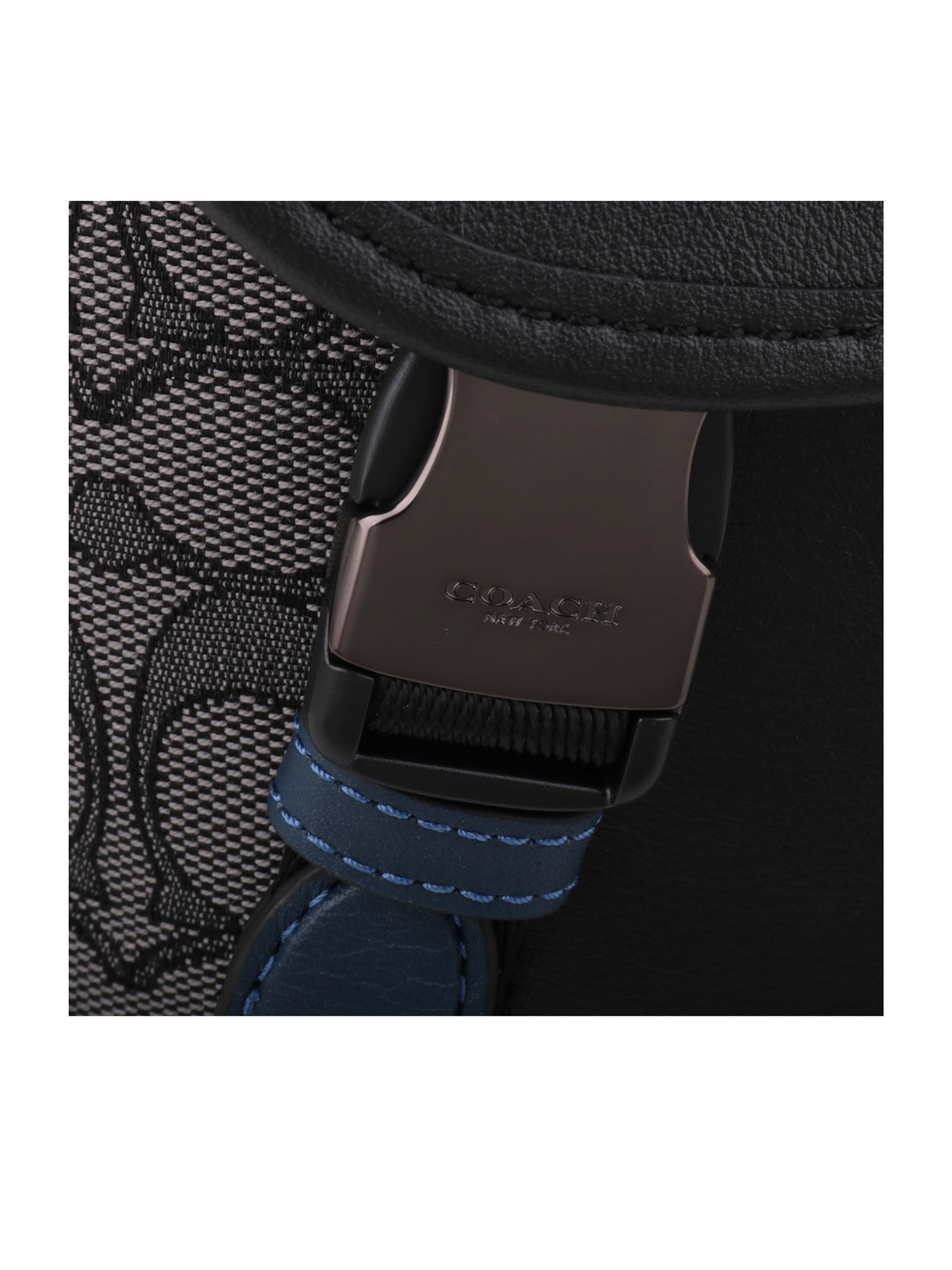 detail-klip-Coach-League-Bike-Bag-In-Signature-Jacquard