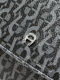detail-logo-Aigner-Ava-Small-Shoulder-Bag-Logo-Black