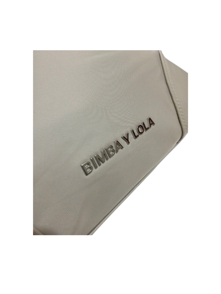 detail-logo-Bimba-Y-Lola-Nylon-Large-Shopper-Bone