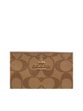 detail-logo-Coach-Signature-Large-Corner-Zip-Khaki-Saddle