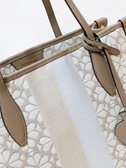 detail-logo-Kate-Spade-Flower-Jacquard-Stripe-Market-Medium-Tote-Natural-Multi