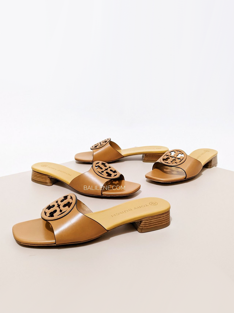 detail-produk 2-Tory-Burch-Bombe-Miller-Slide-Calf-Leather-Caramel-Corn-Hornet