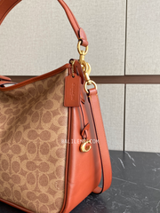 detail-samping-Coach-Cary-Shoulder-Bag-In-Signature-Canvas-Tan-Rust-balilene