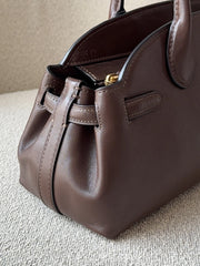 detail-samping-Coach-Empire-Carryall-Bag-34-Maple-balilene