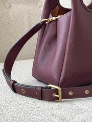detail-samping-Coach-Lana-Shoulder-Bag-23-Merlot-balilene