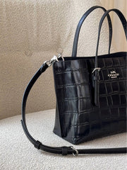 detail-samping-Coach-Mollie-Tote-Bag-25-Crocodile-Embossed-Black-balilene