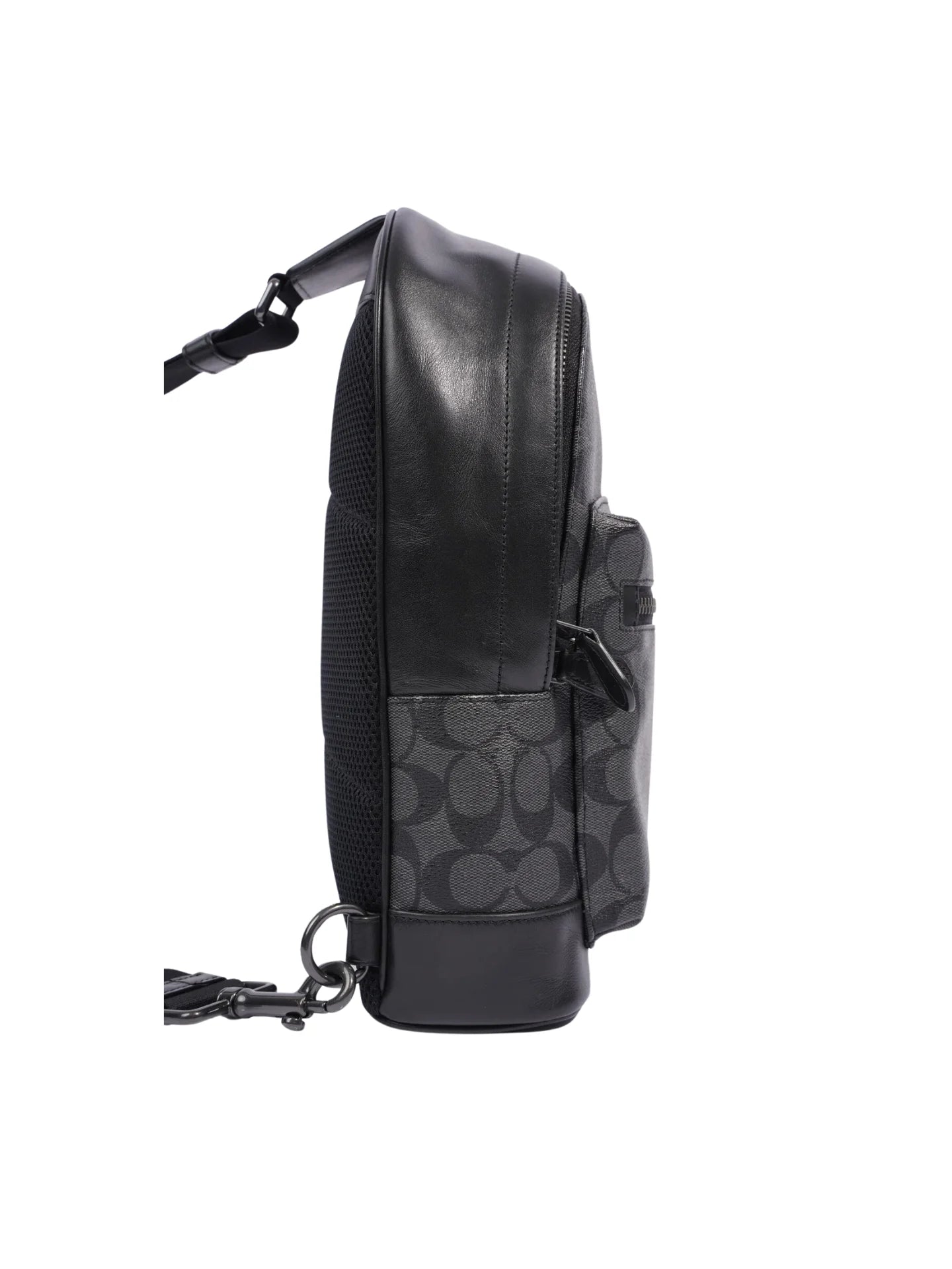 detail-samping-Coach-West-Pack-In-Signature-Canvas-Charcoal-BlackWEBP