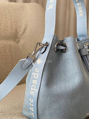 detail-samping-Kate-Spade-Kip-Denim-Bucket-Bag-Blue-Multi-balilene