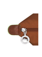 detail-samping-Longchamp-Le-Pliage-Green-Medium-Shoulder-Bag-CognacWEBP
