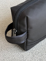 detail-samping-TM-Medium-Kit-Silver-Hardware-Pouch-Black-balilene