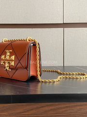 detail-samping-Tory-Burch-75707-Eleanor-Diamond-Quilt-Small-Convertible-Shoulder-Bag-Roasted-Habanero-balilene