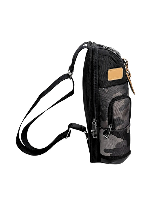 detail-samping-Tumi-Higgins-Sling-Bag-Camo-Army-Black