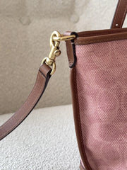 detail-strap-Coach-Taxi-Tote-Bag-21-In-Signature-Canvas-Pink-Sable-balilene
