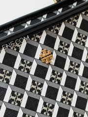 detail-tas-Tory -Burch -Geo- Logo- Top -Zip- Tote- Black -Logo- Allover
